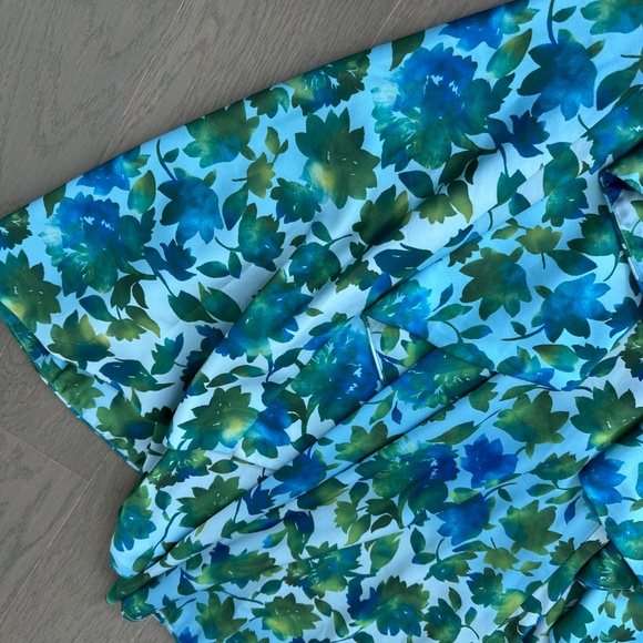 AMUR Edie High Low Tie Neck Gown in Cerulean Blue Lotus Block Print  - SIZE 2 - Picture 9 of 15